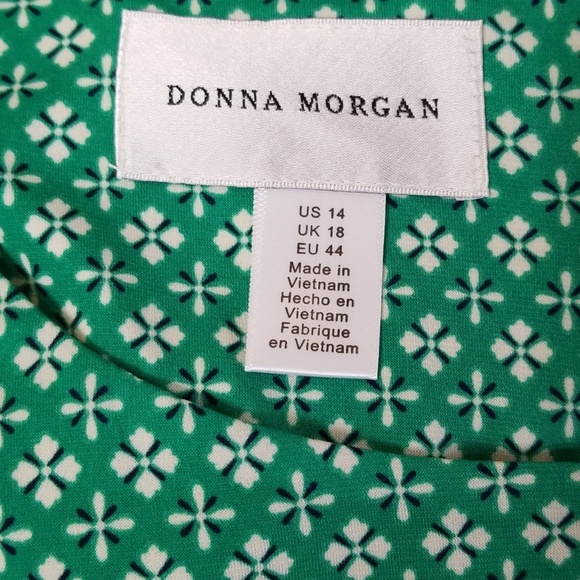 NWT Donna Morgan Cold Shoulder Belted Dress - Picture 7 of 8